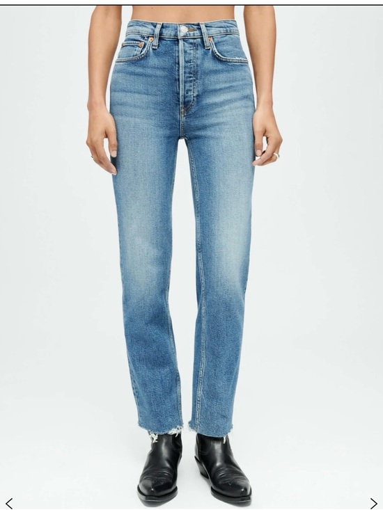 Re/Done Denim - Re/Done High-Rise Straight Leg Jeans in Light Blue Wash